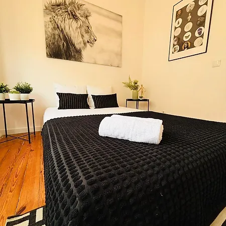 Luxury Rooms, Location For Tourists Ostello Lisbona