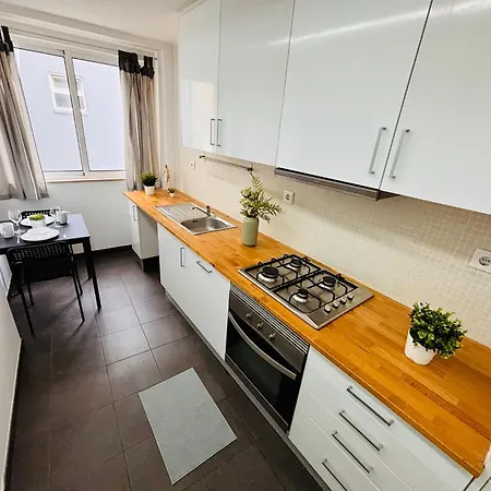 Luxury Rooms, Location For Tourists リスボン