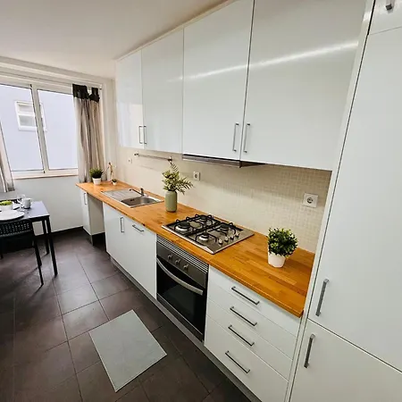 Luxury Rooms, Location For Tourists ホステル