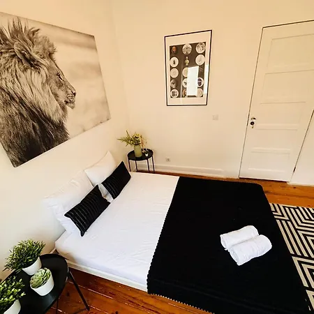 ホステル Luxury Rooms, Location For Tourists *