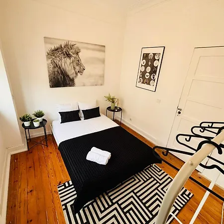 Ostello Luxury Rooms, Location For Tourists Lisbona