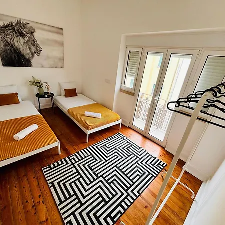 Luxury Rooms, Location For Tourists Ostello Lisbona